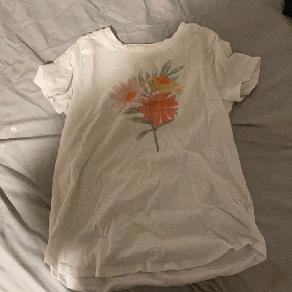 White flower shirt